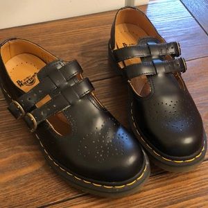 DOC MARTEN Mary Janes